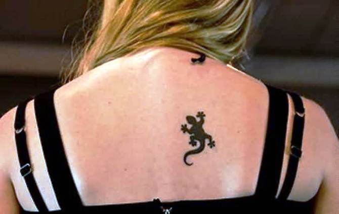 03-black-lizard-tattoo