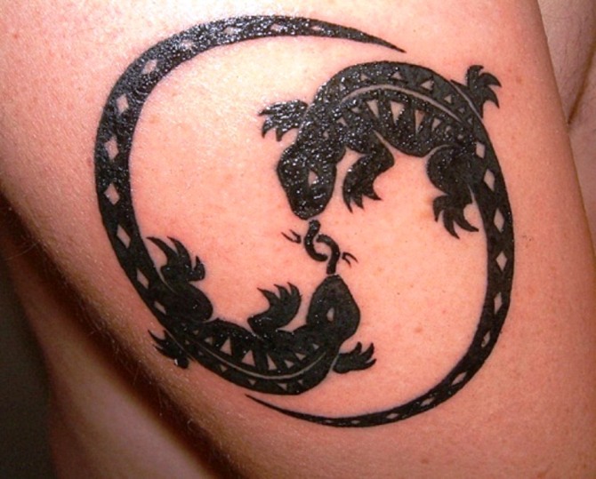 20-lizard-tribal-tattoo