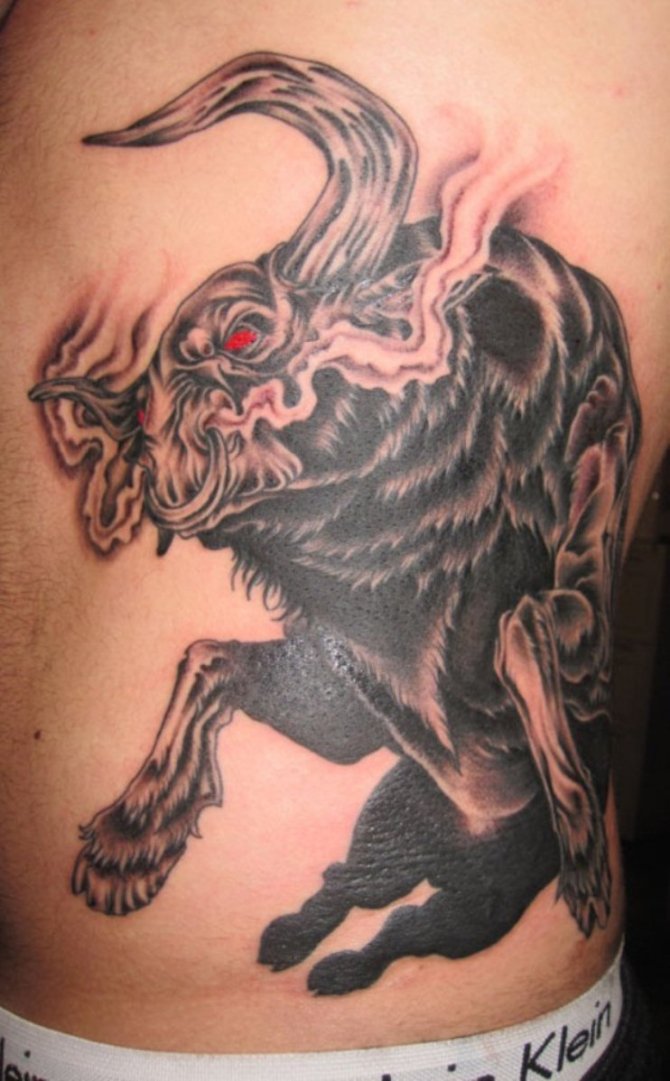 29-raging-bull-tattoo