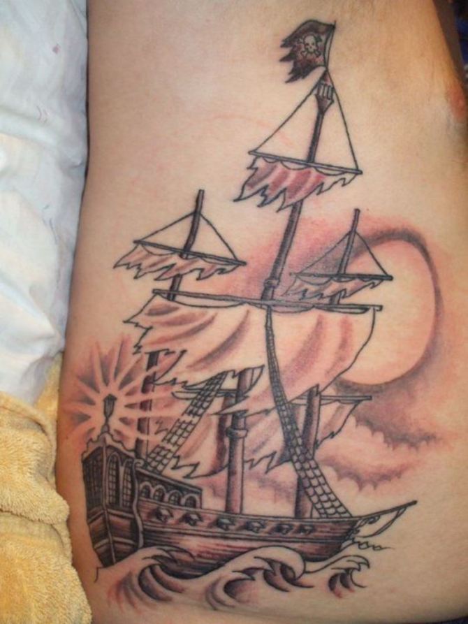 28-sunken-pirate-ship-tattoo