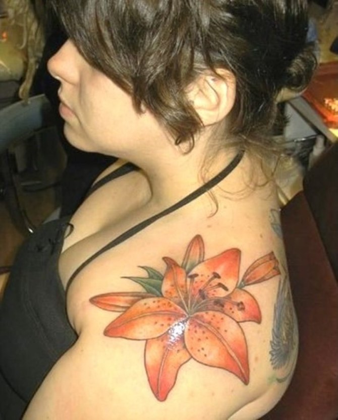 Tattoo on Shoulder for Women