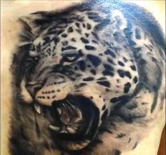 Jaguar Tattoo on Neck
