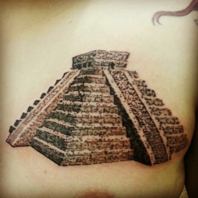 Tattoo Pyramid