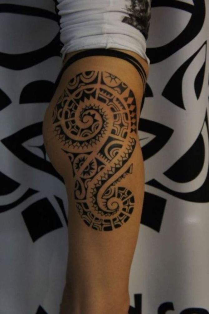  Tribal Tattoo for Women on Thigh - 30+ Spiral Tattoos <3 <3