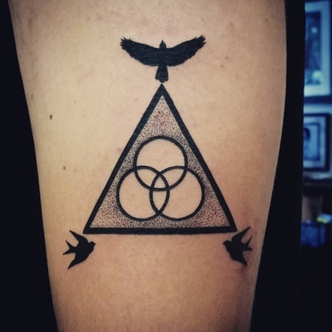 Triangle Tattoo - 40+ Triangle Tattoos <3 <3