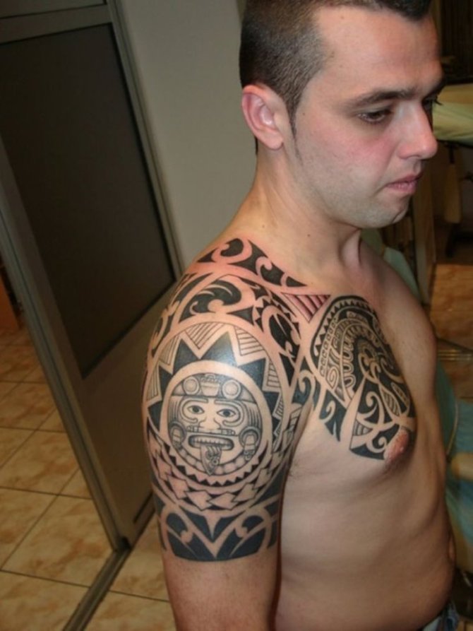 Maori Tattoo - Round Tattoos <3 <3