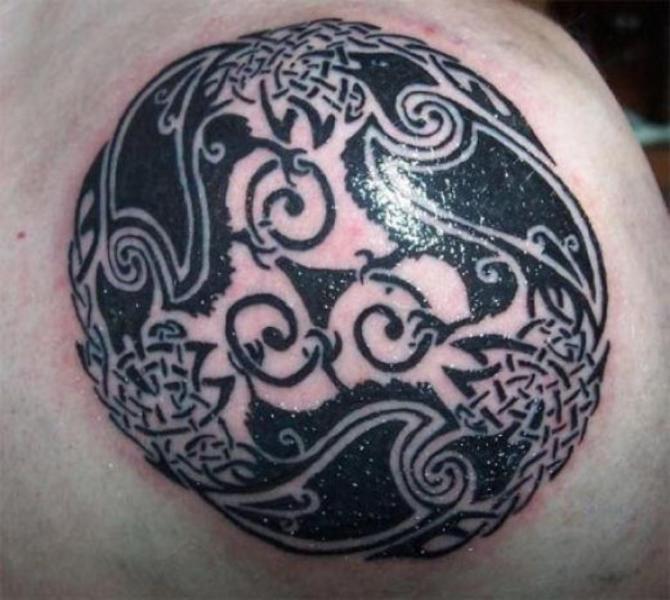  Celtic Tattoo - Round Tattoos <3 <3