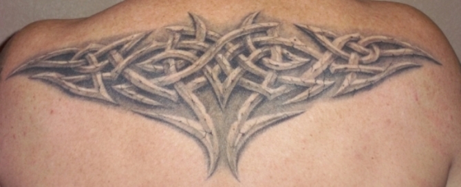 Celtic Knot Back Tattoo - 30+ Knot Tattoos <3 <3