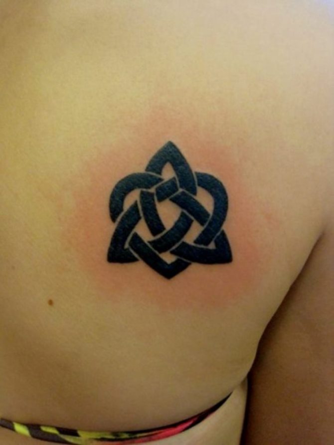  Celtic Love Knot Tattoo - 30+ Knot Tattoos <3 <3