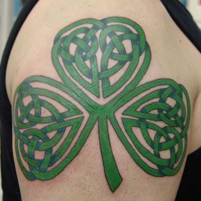  Celtic Knot Shamrock - 30+ Knot Tattoos <3 <3