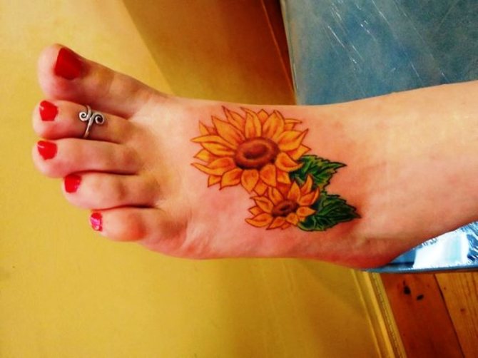 Top of Foot Tattoo - 20 Sunflower Tattoos <3 <3