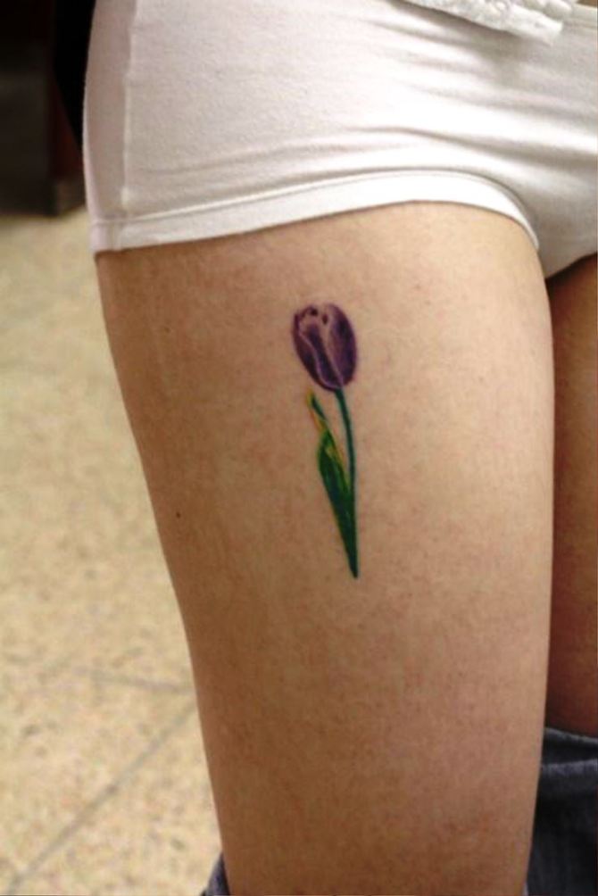 Tulip Tattoo - Tulip Tattoos 