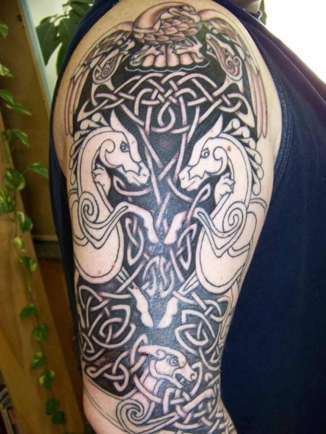 Celtic Tattoo Designs - 40+ Tribal Sleeve Tattoos <3 <3