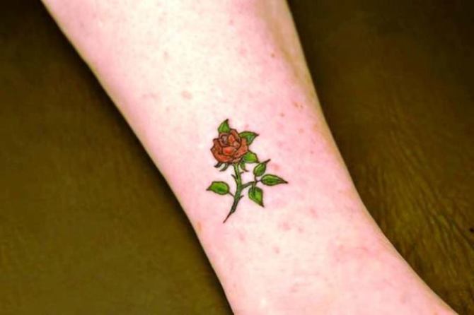 Small Rose Tattoo Designs - Rose Tattoos <3 <3