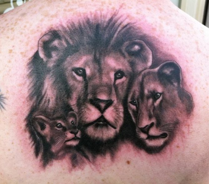 Lion Tattoo on Shoulder - Lion Tattoos <3 <3