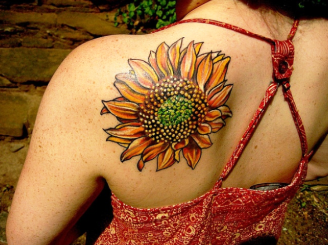  Sunflower Tattoo on Shoulder - 20 Sunflower Tattoos <3 <3