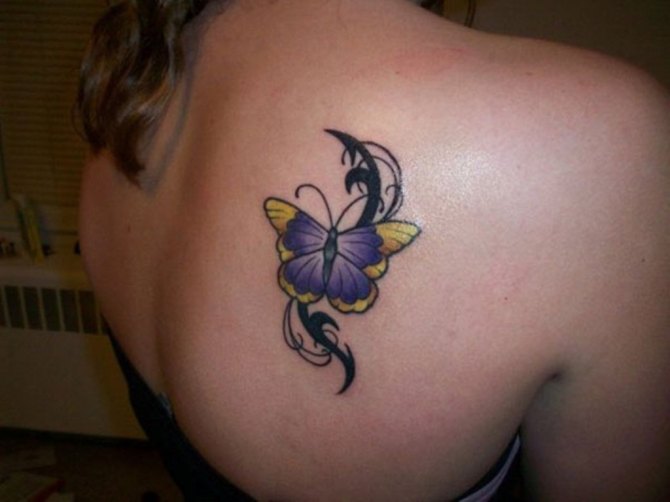 Small Tattoo for Women on Shoulder