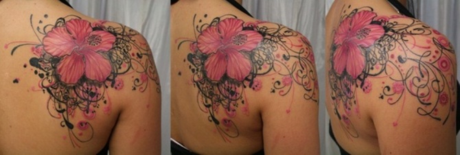 Tattoo for Women on the Shoulder