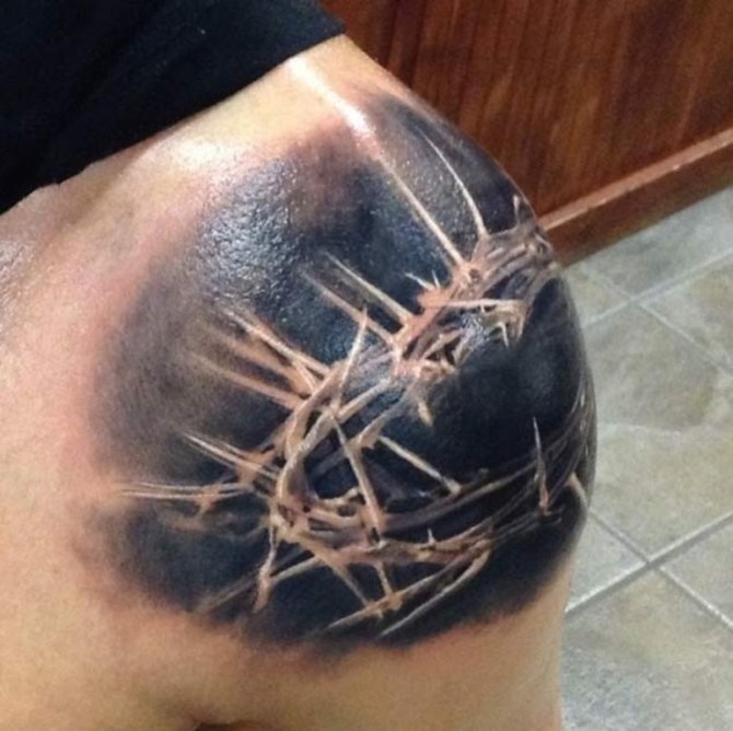 08-crown-of-thorns-tattoo-pictures