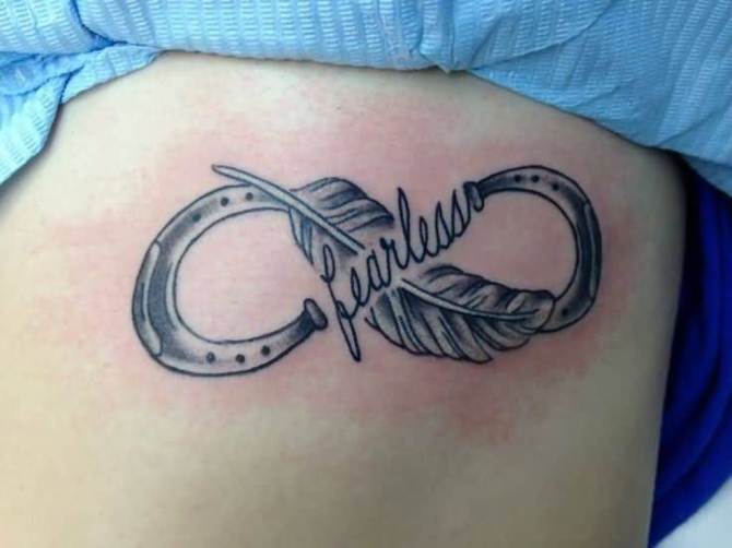 06-horseshoe -infinity-tattoo