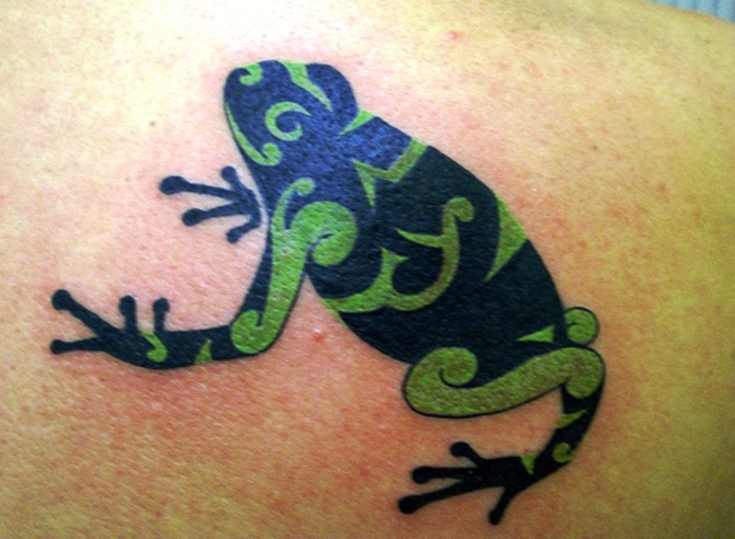 15 Frog Tribal Tattoo Designs - 40 Frog Tattoos