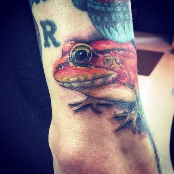 40 Wild Frog Tattoo - 40 Frog Tattoos