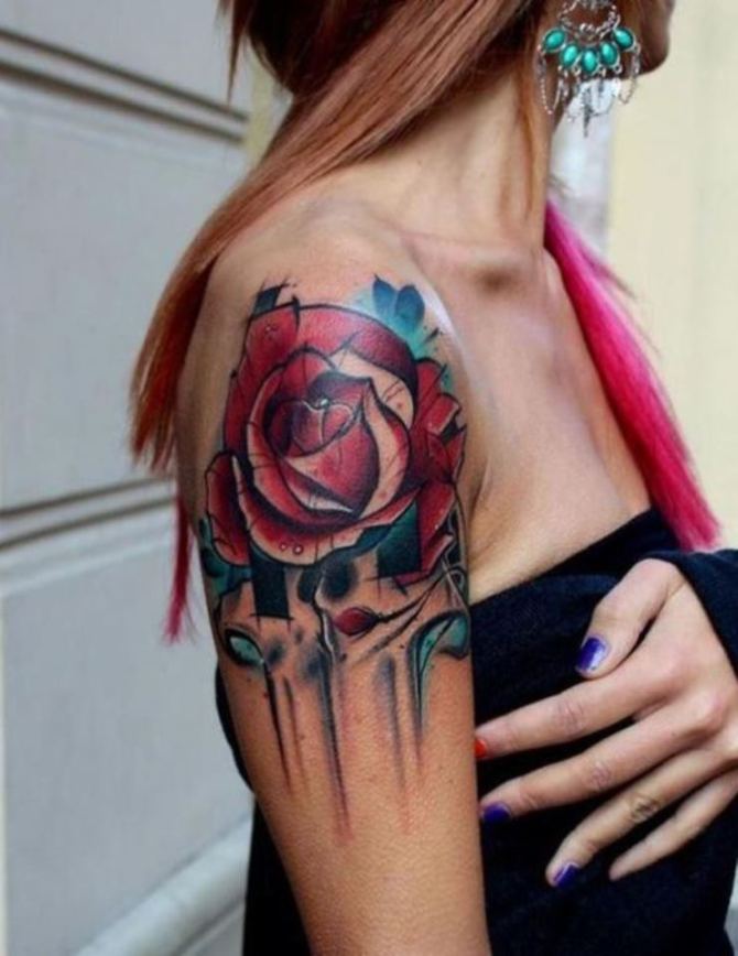Tattoo on Shoulder Female
