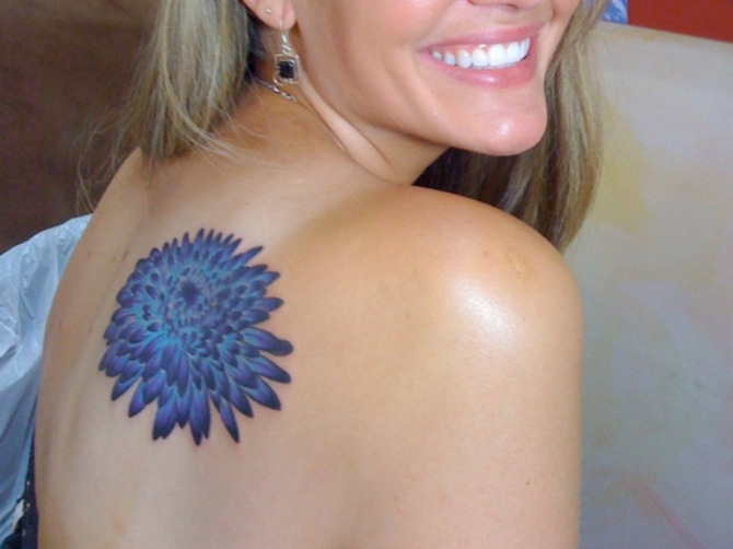 Blue Chrysanthemum Tattoo - Chrysanthemum Flower Tattoos