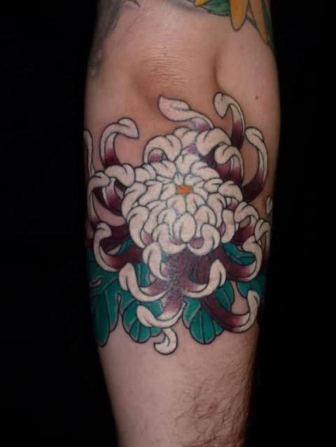 Chrysanthemum Flower Tattoo - Chrysanthemum Flower Tattoos