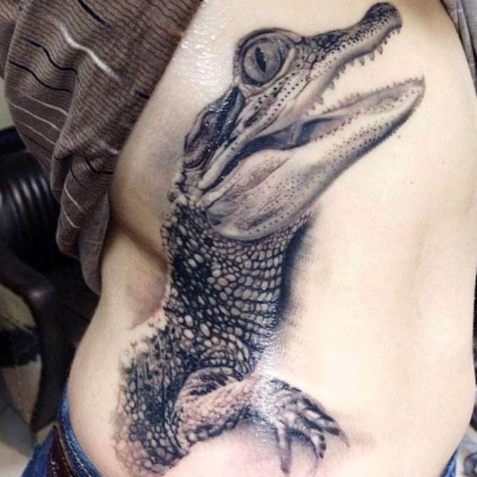 Tattoo Crocodile on Side - Crocodile Tattoos <3 <3