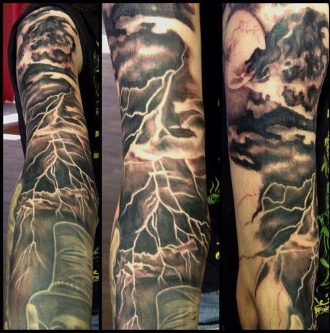  Lightning Tattoo - 20+ Lightning Tattoos <3 <3