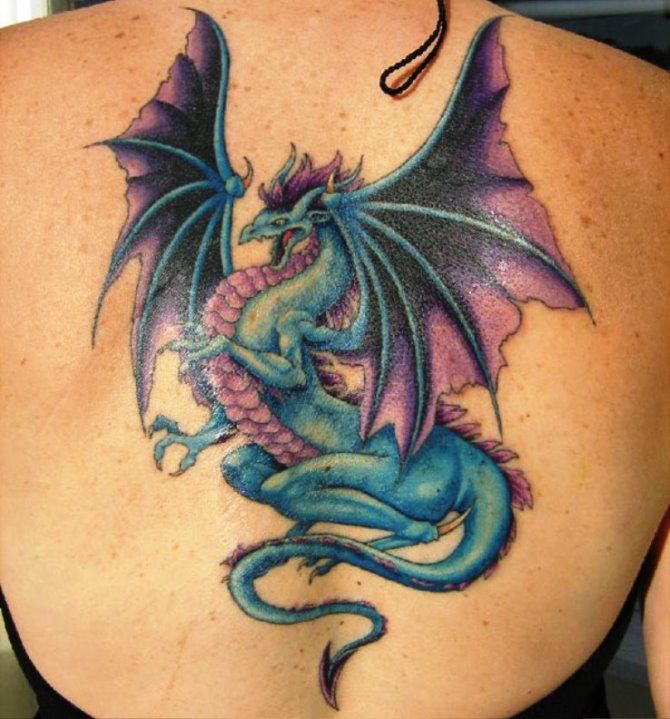 Girl with the Dragon Tattoo - 20+ Dragon Tattoos <3 <3